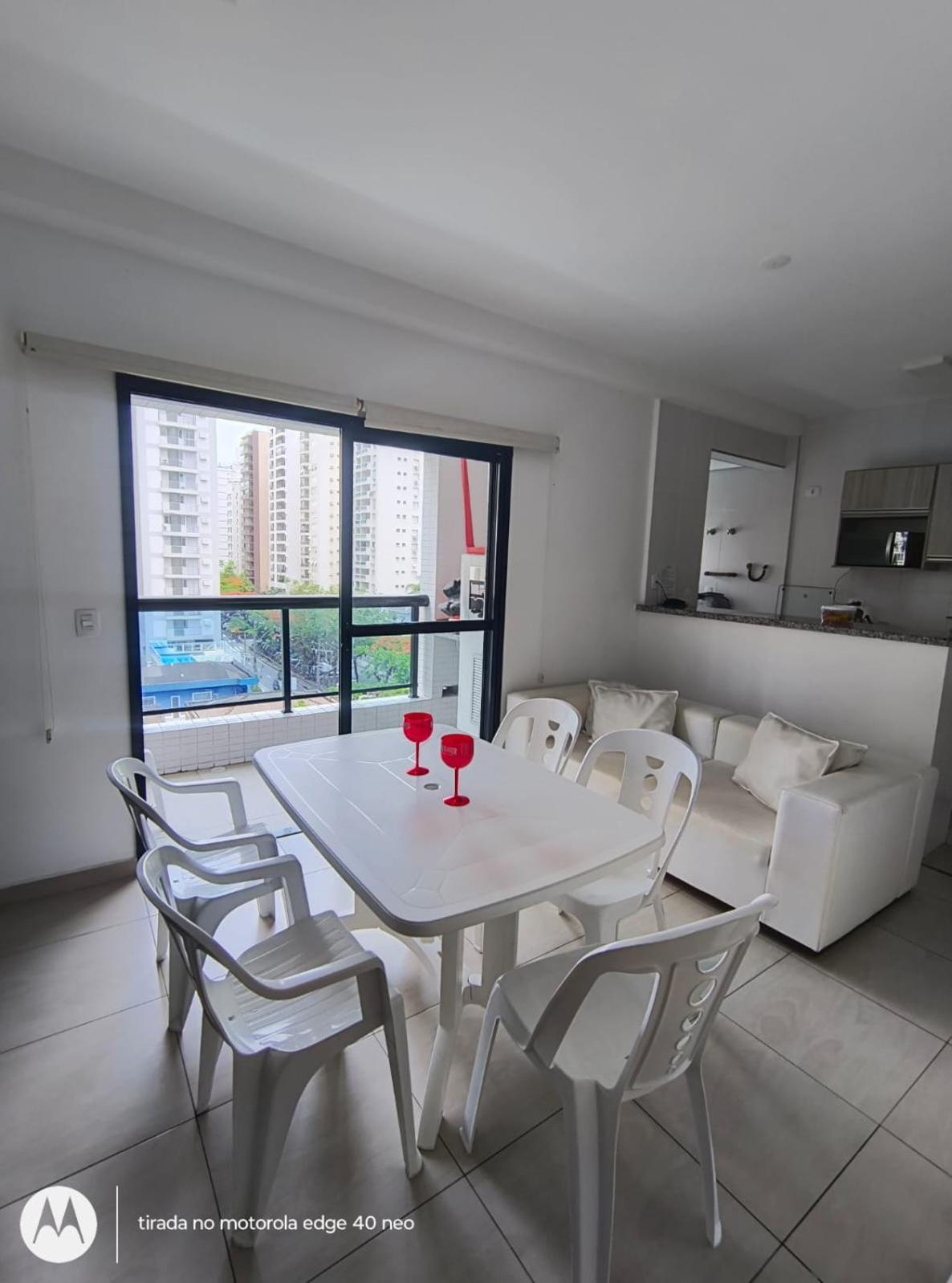 Apartamento Flat Praia Pitangueiras No Guarujá Exteriör bild